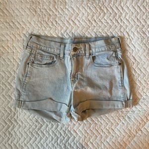 Old Navy Boyfriend Jean shorts Light Wash